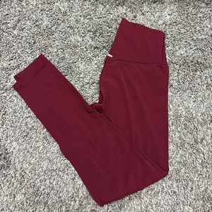 American Eagle Offline Real Me High Waisted Leggings Burgundy Ivy Size Small
